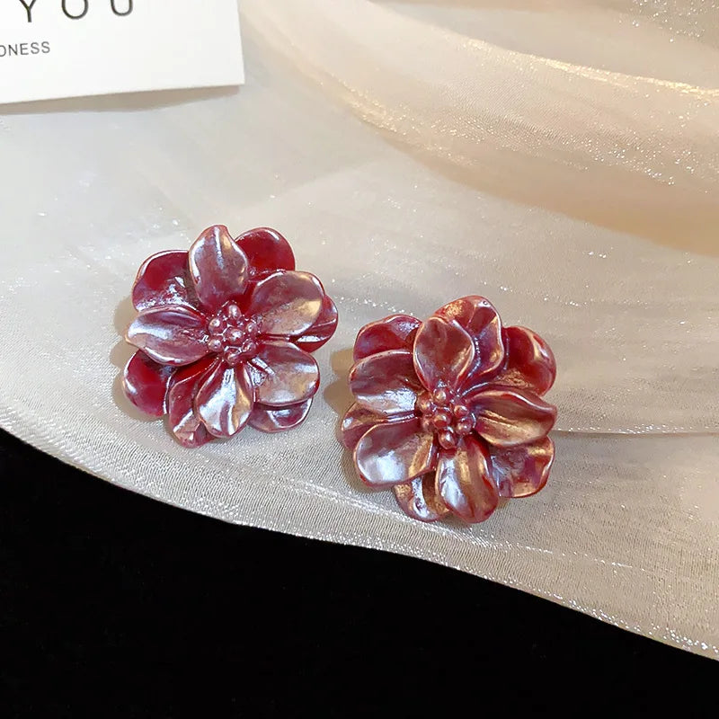 Acrylic White Camellia Flowers Stud Earrings for Women