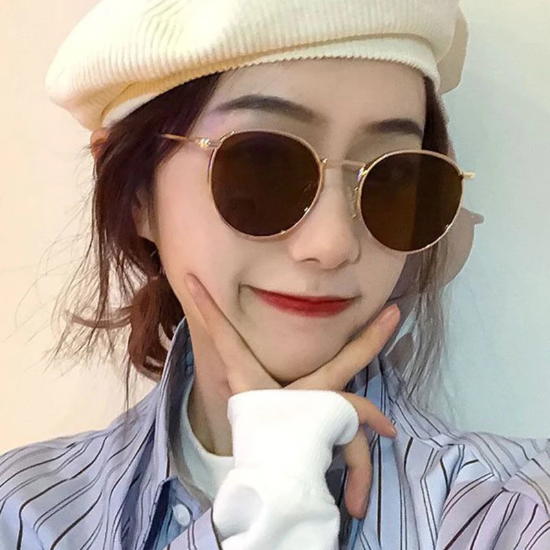 Retro Classic Round  Women Metal Frame Sunglasses