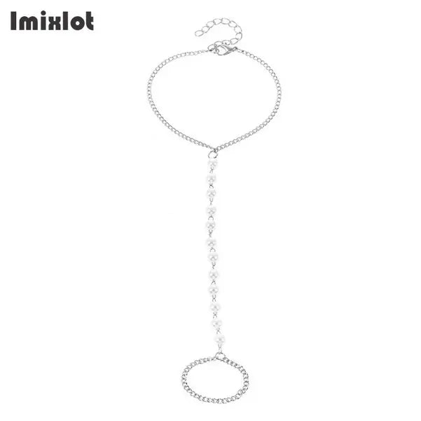 Simple Heart Pendant Chain Bracelet Link Connected Gold Plated Wide Finger Ring Bracelets for Women Link Hand Harness Jewelry