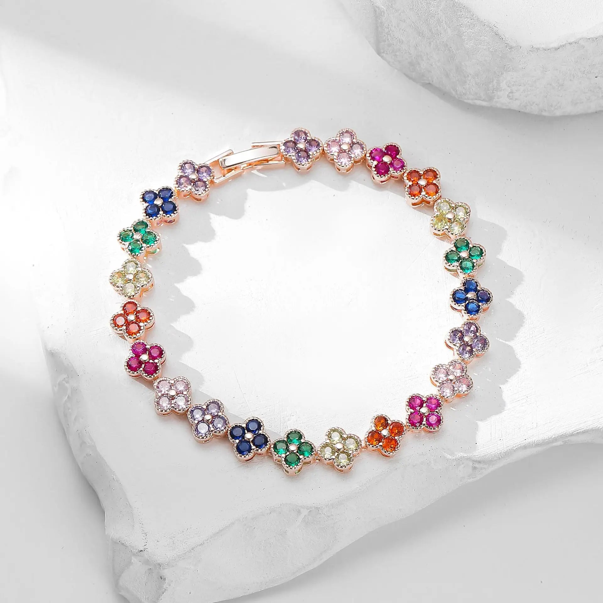 Luxury Brass Colorful Random Zircon Flowers Bracelets