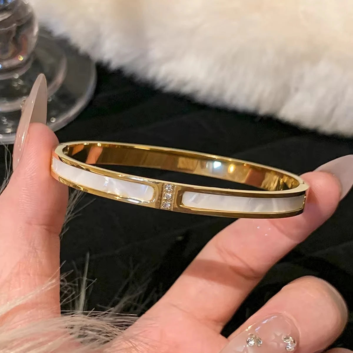 1pc Titanium Steel Gold Bracelet,