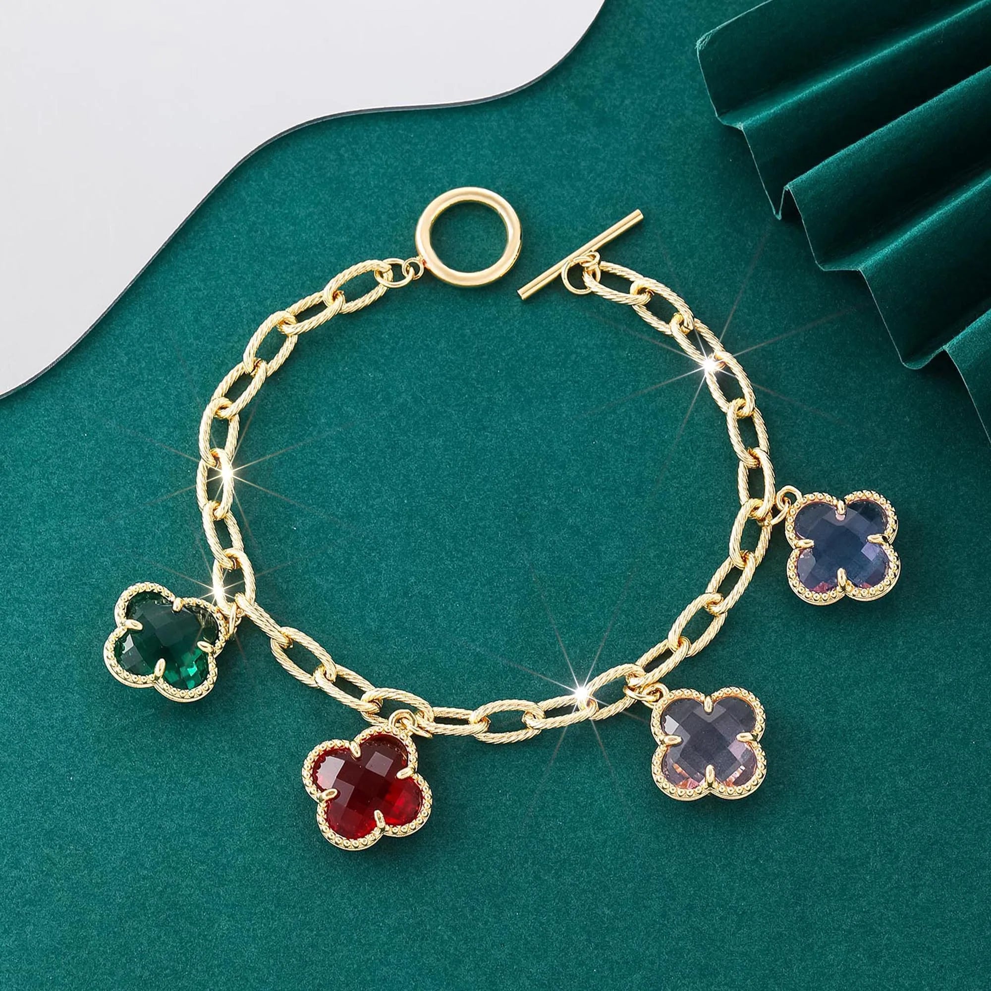 Style of Simple and Personalized Clover Four-Leaf Clover Bracelet
