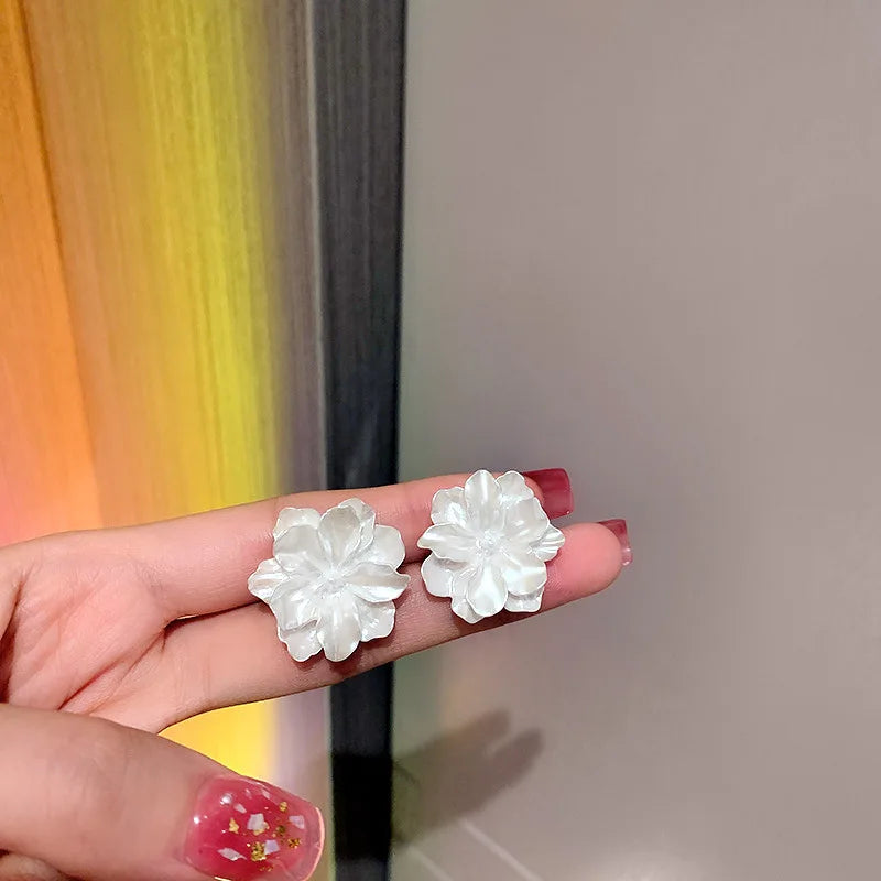 Acrylic White Camellia Flowers Stud Earrings for Women
