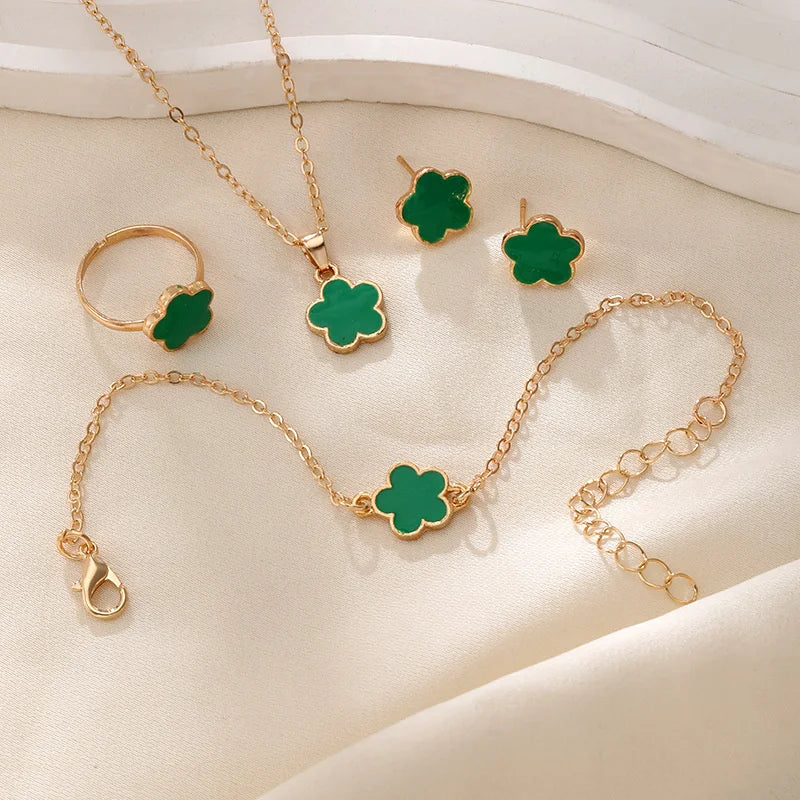New Romantic 5 Flower Petal Pendant Necklace Set for Women