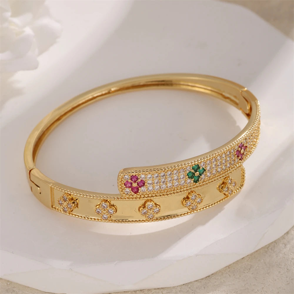 Exquisite Lucky Clover Open Bracelet For Women High Quality Luminous Zircon 18K-Gold-Plated Non Fading Bracelet Jewelry NEW
