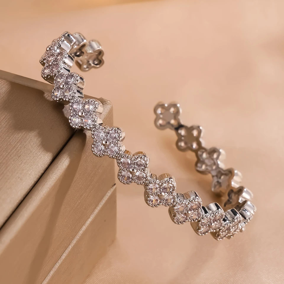 Luxury Brass Colorful Random Zircon Flowers Bracelets