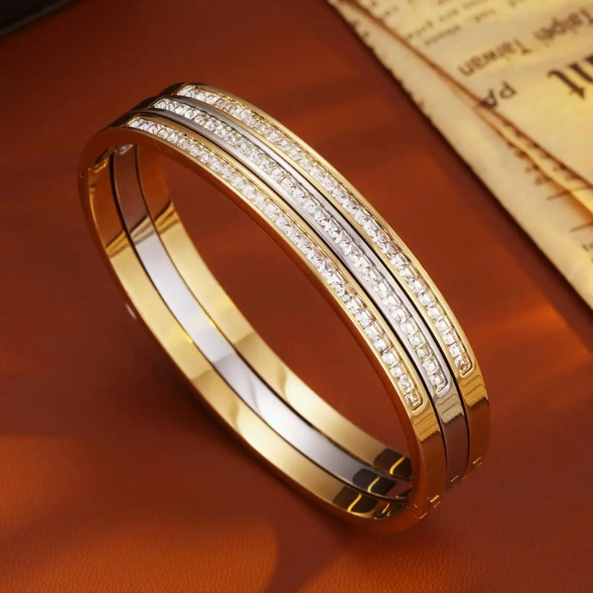 Luxury High Quality Titanium Steel Bracelet for Women