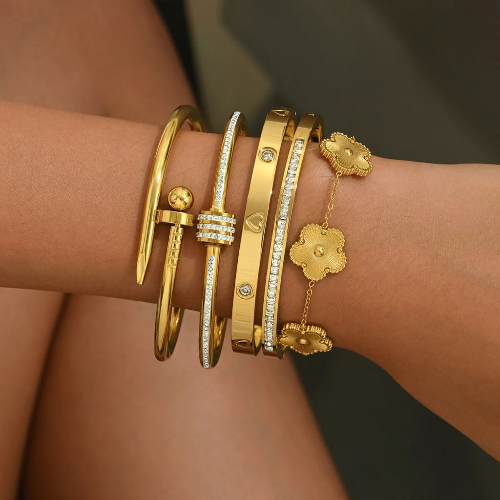 Four-leaf Clover Lucky Bracelet Fashion Women's Nail Bracelet Gold Bangles