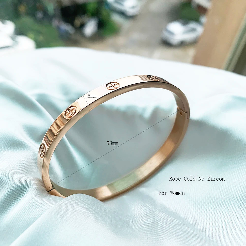 New Design Gold Color Zircon And Cross Nut Nail Bracelet & Bangleg