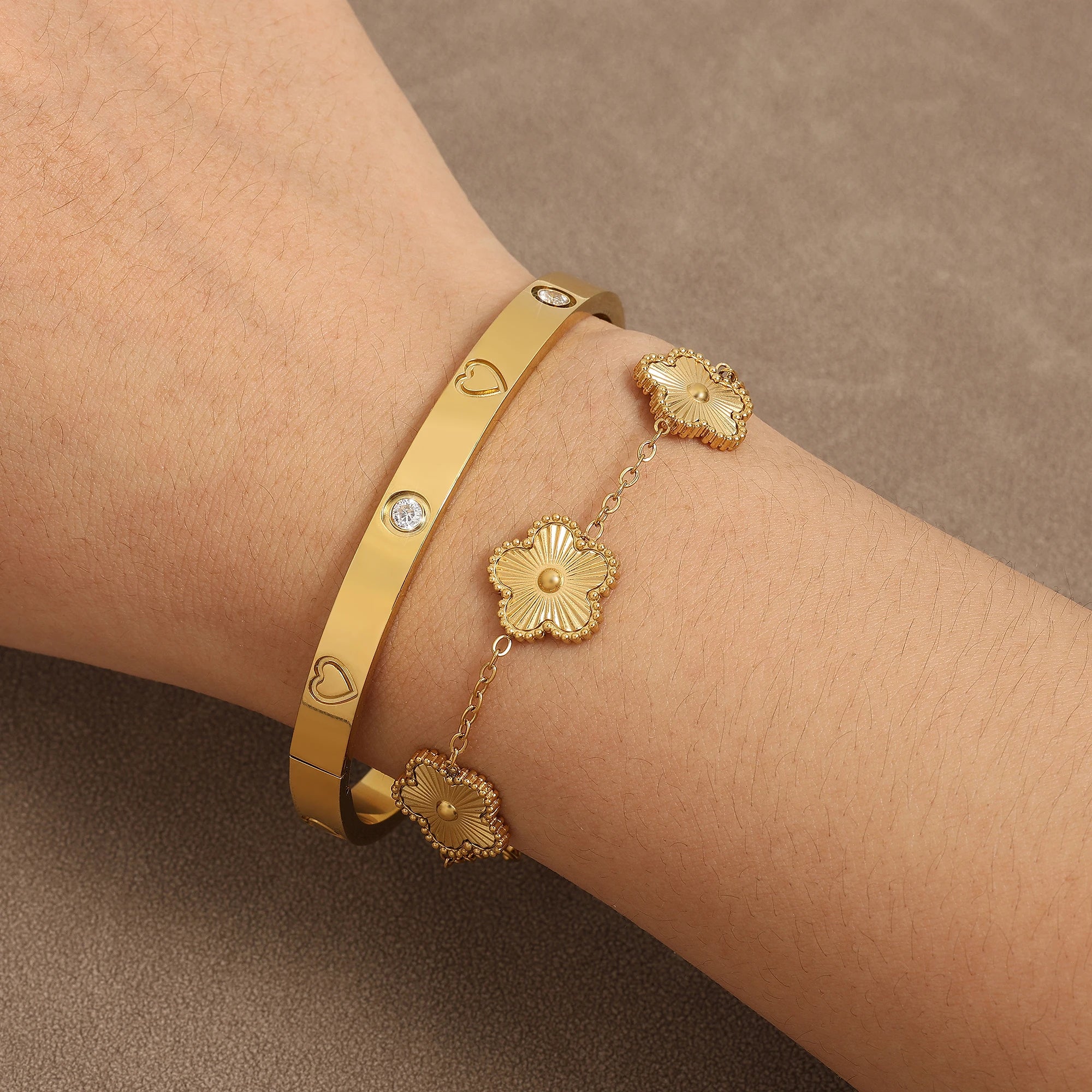 2 Pieces Stainless Steel Bangle Bracelet
