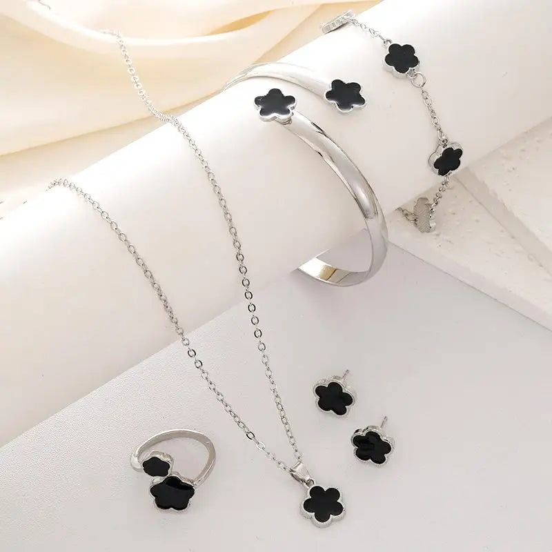5pcs Lucky Five-petal Flower Women's Jewelry Set, Fashion Flower Bracelet + Necklace + Earrings + Bracelet + Ring Set, Birthday