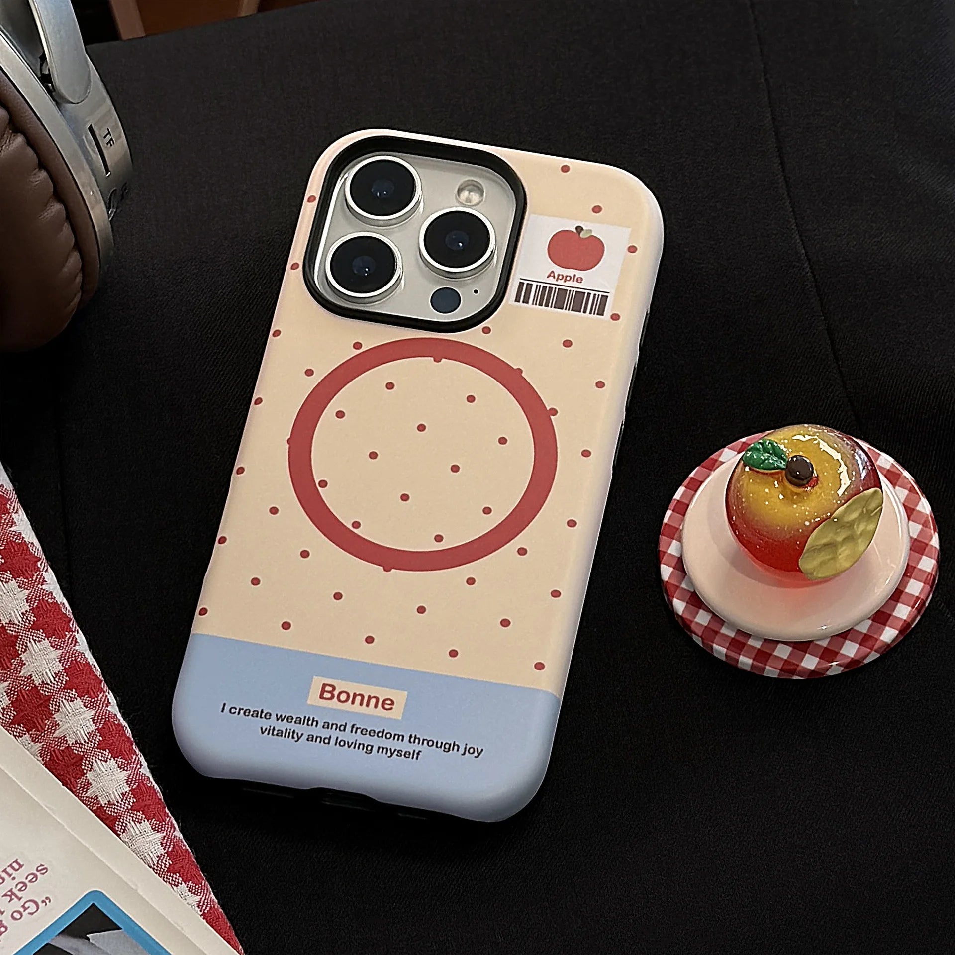 Polka Dots 3D Luminous Crystal Apple Lattice Bracket Magnetic