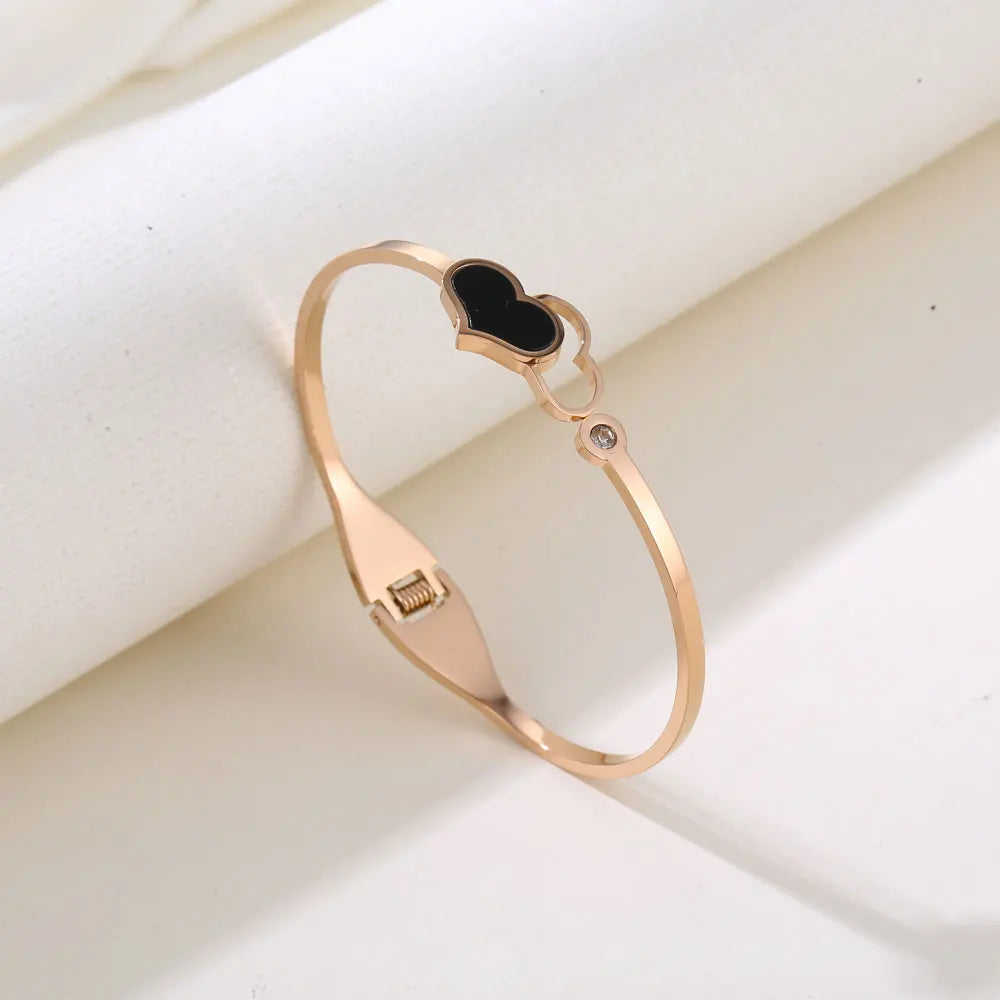 Heart Bracelet For Women 316L Stainless Steel Fashion Jewelry Accessory Cuffs Bracelets Lovers
