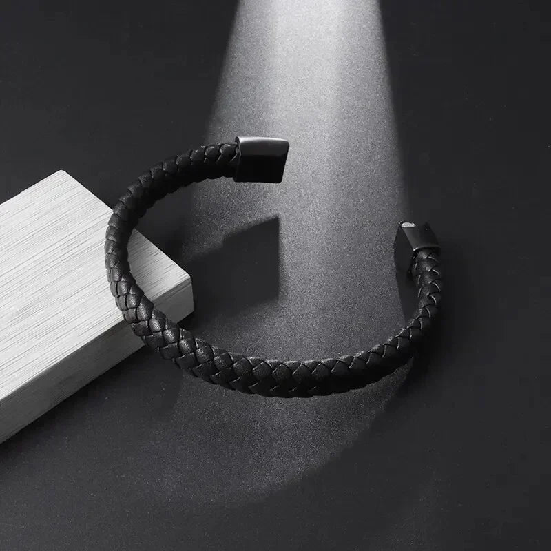 Classic Single Layer Black Hand Woven Leather Bracelet with Metal Magnetic Clasp Men
