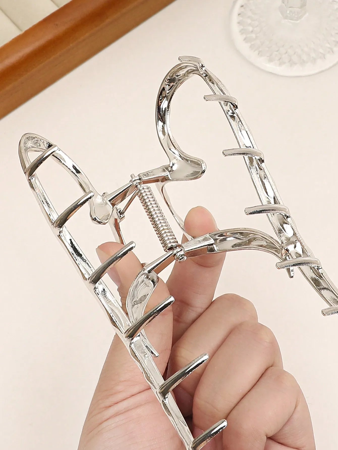 1Pcs Sliver Heart Hair Claw Clips