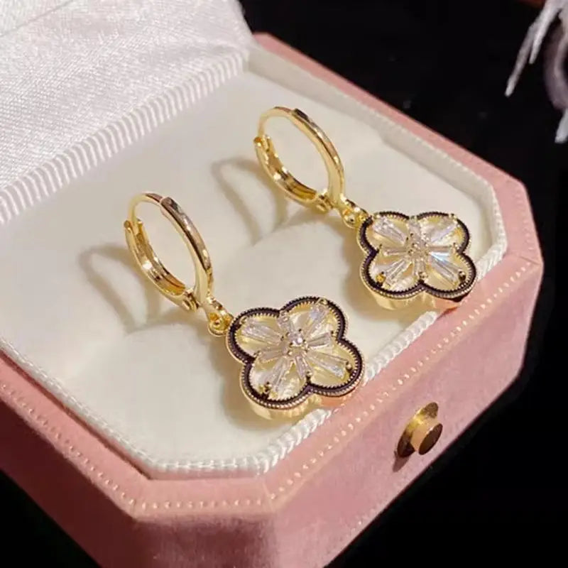 Plated Copper Zircon Four-Leaf Clover