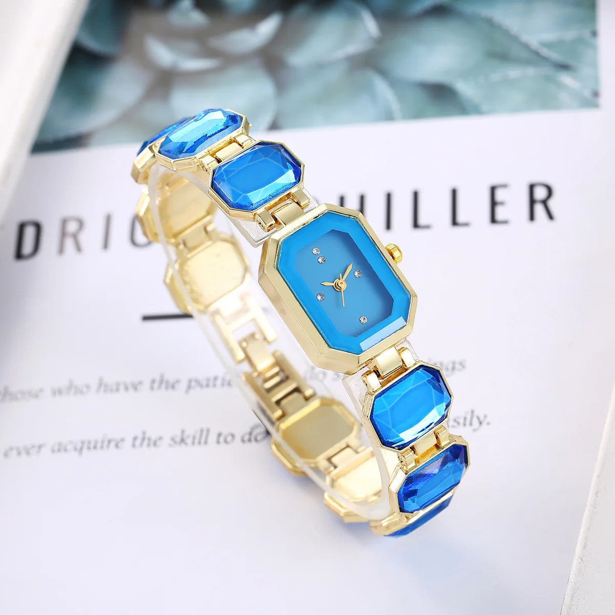 Ladies Quartz Watch Fashion Casual Women's Dress Watch Luxury