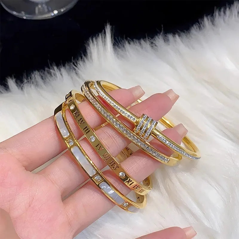 1pc Titanium Steel Gold Bracelet,