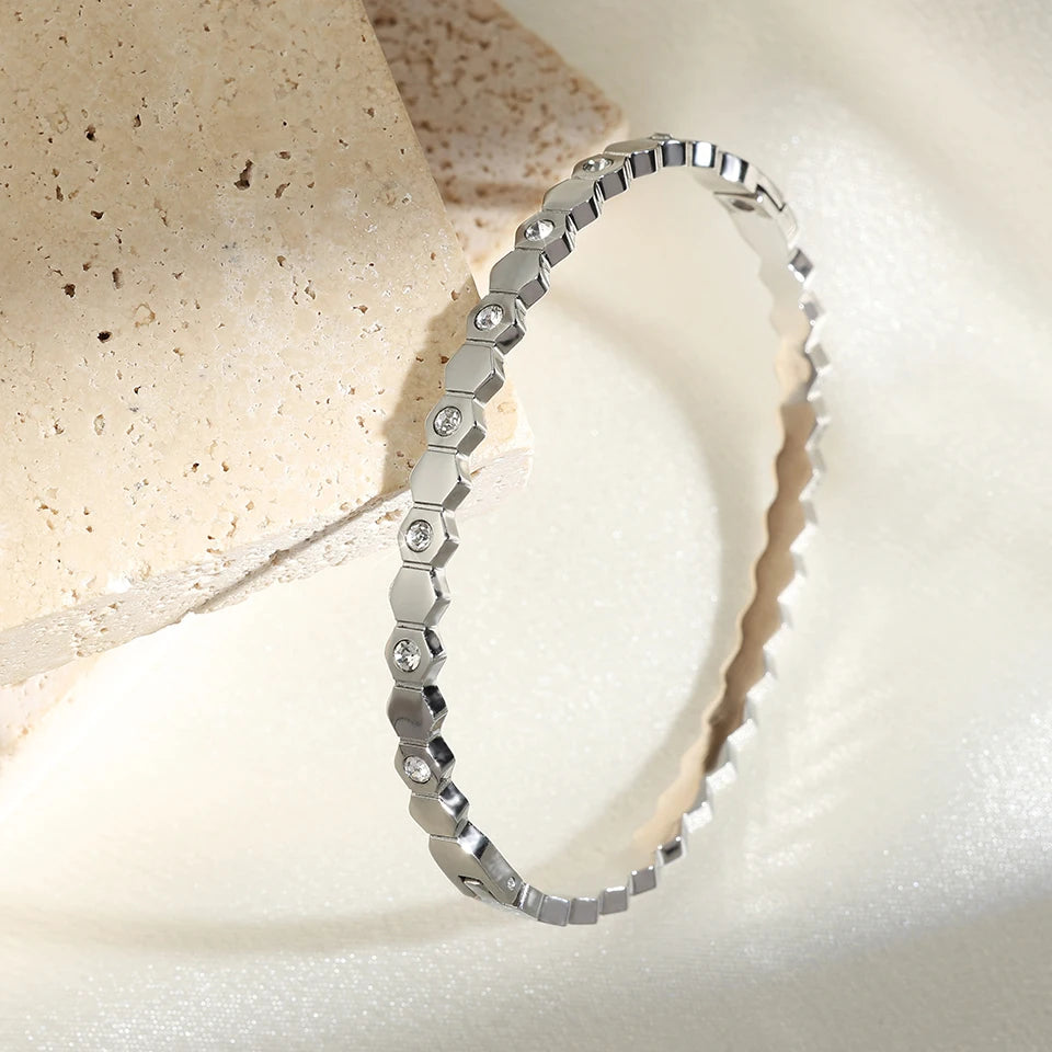 Stainles Steel Open Hexagon Bracelet For Women High-quality