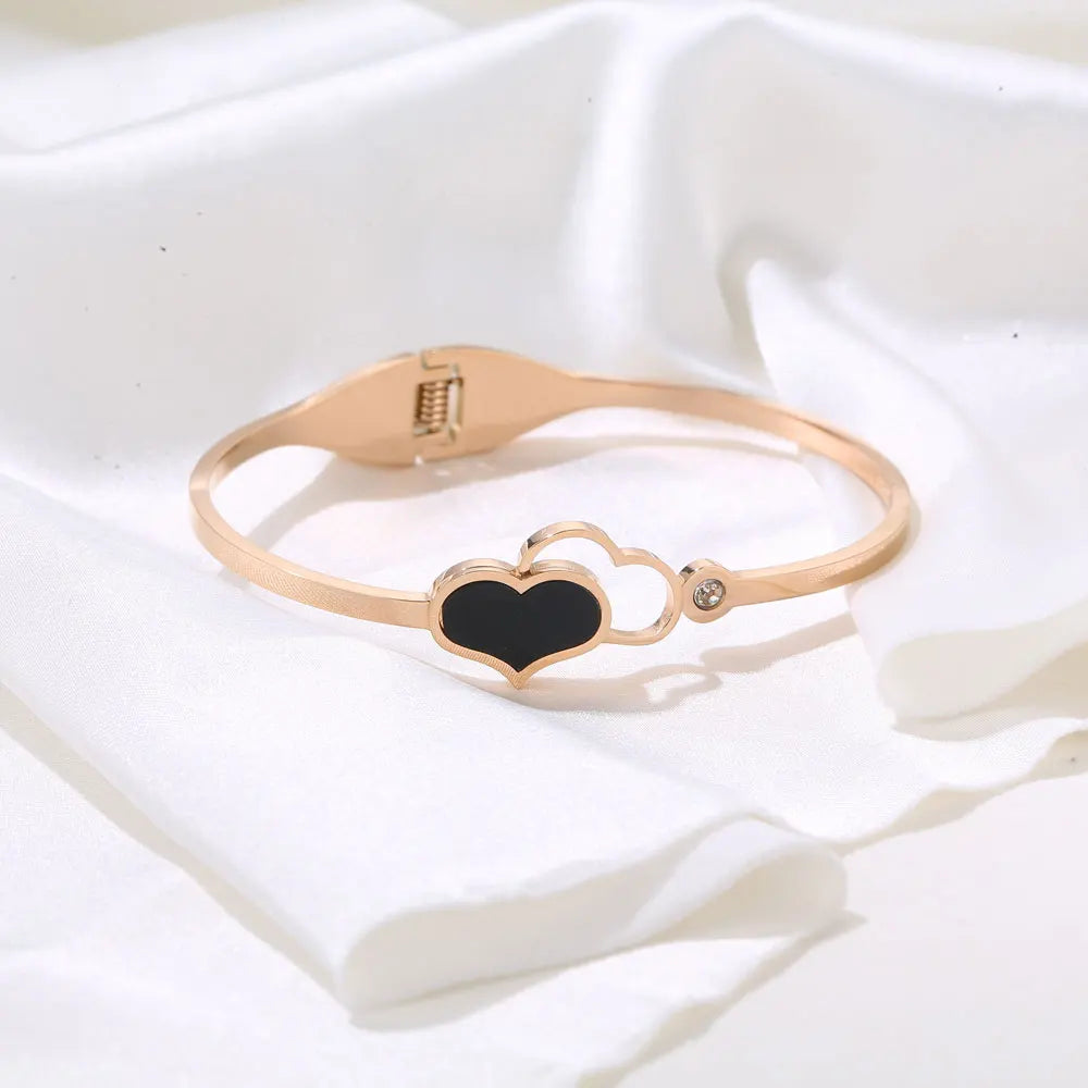 Heart Bracelet For Women 316L Stainless Steel Fashion Jewelry Accessory Cuffs Bracelets Lovers