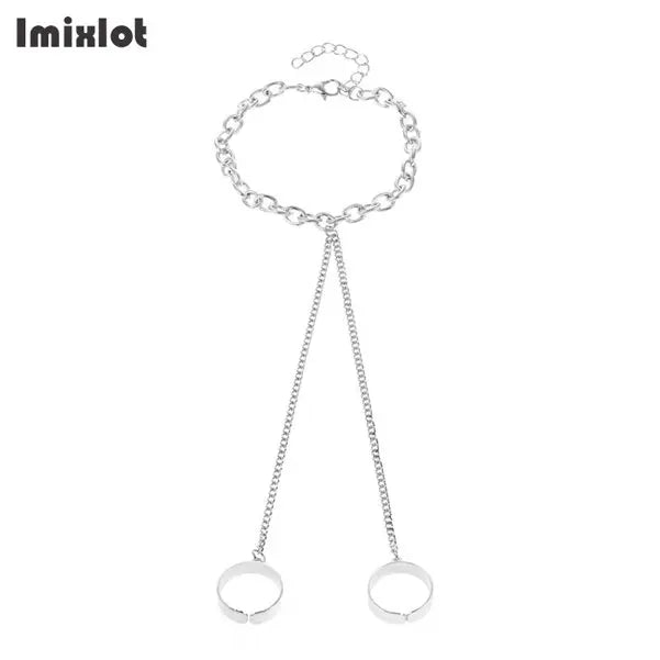 Simple Heart Pendant Chain Bracelet Link Connected Gold Plated Wide Finger Ring Bracelets for Women Link Hand Harness Jewelry