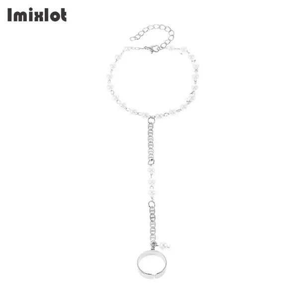 Simple Heart Pendant Chain Bracelet Link Connected Gold Plated Wide Finger Ring Bracelets for Women Link Hand Harness Jewelry